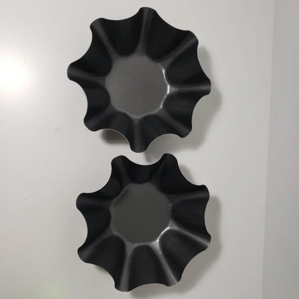 Bakeware Bundle 17 Pieces, New and Unique Vintage Items for Desserts Flans Tarts